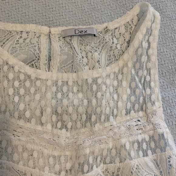 Woman Top - Picture 3 of 4